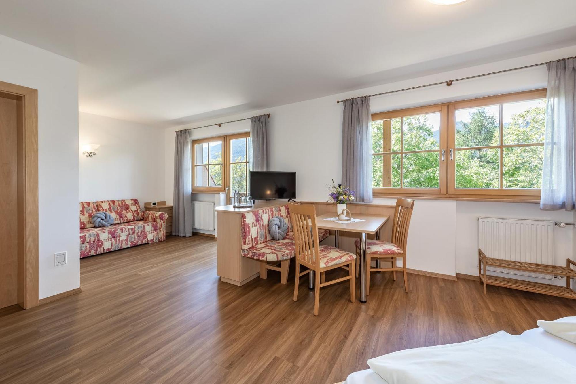 Trinnerhof- Hof Chalets Und Obsthof Mit Zimmer Natz-Schabs Buitenkant foto
