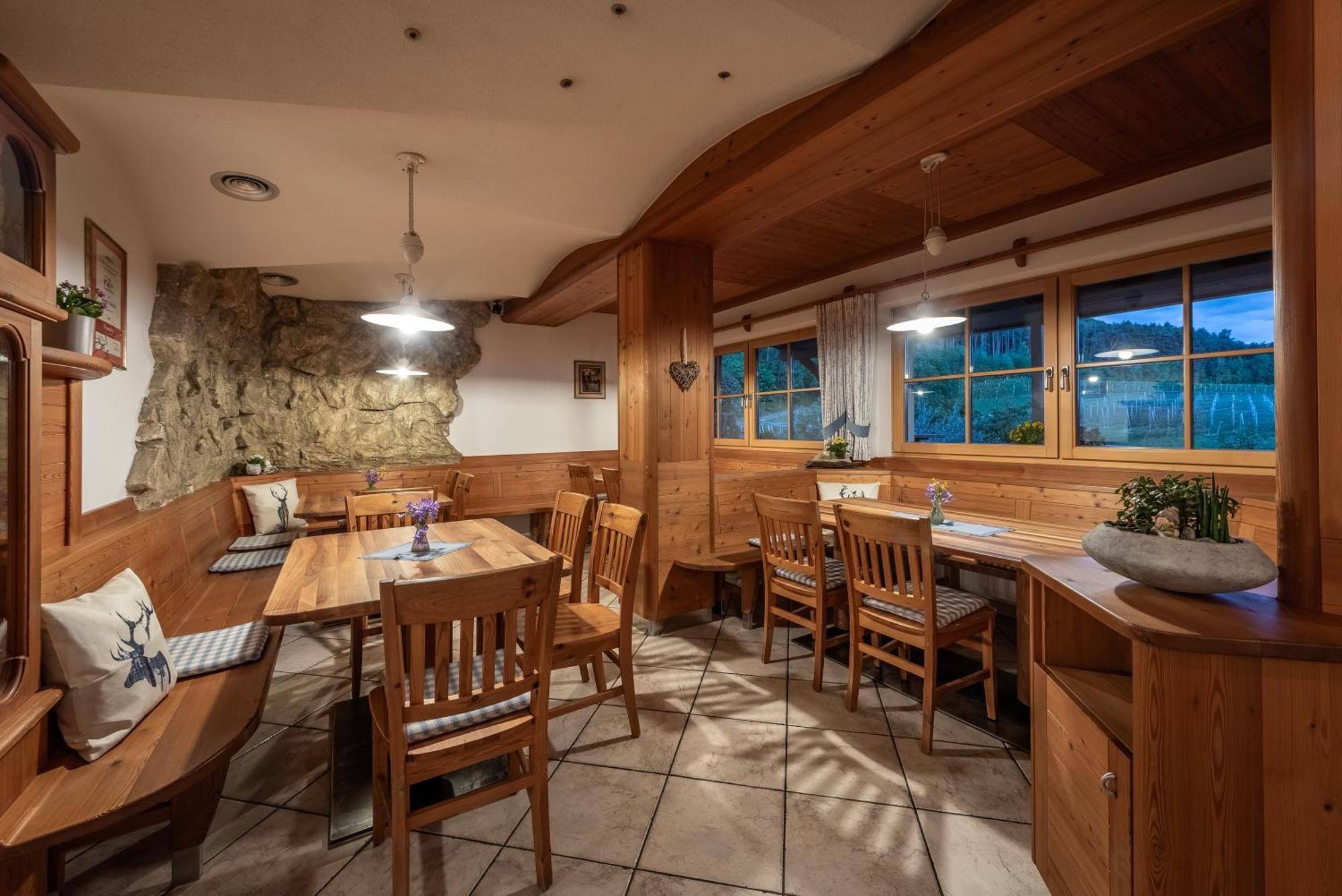 Trinnerhof- Hof Chalets Und Obsthof Mit Zimmer Natz-Schabs Buitenkant foto