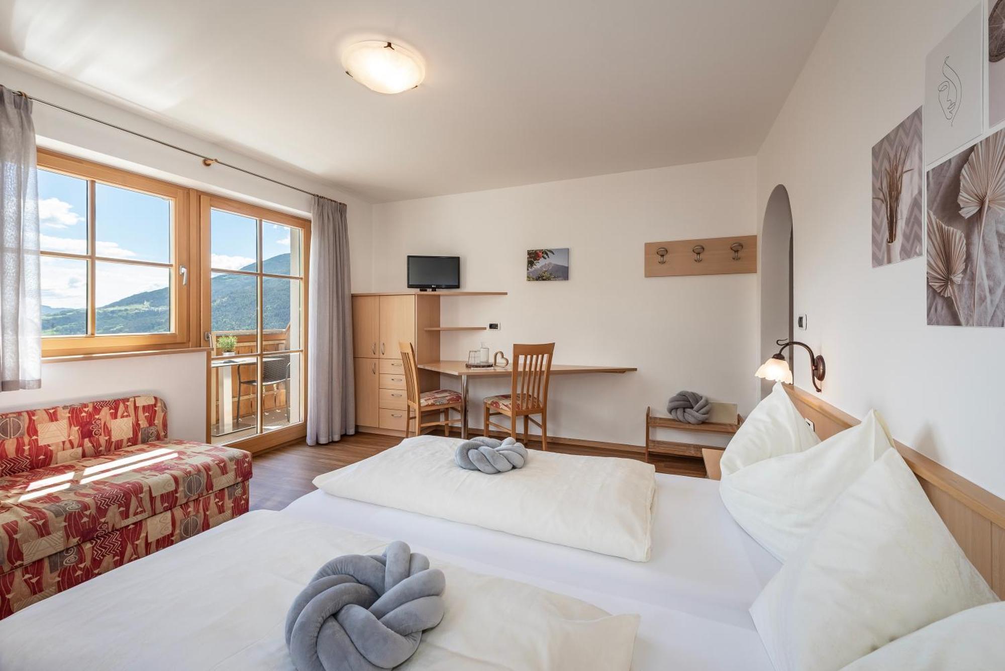 Trinnerhof- Hof Chalets Und Obsthof Mit Zimmer Natz-Schabs Buitenkant foto