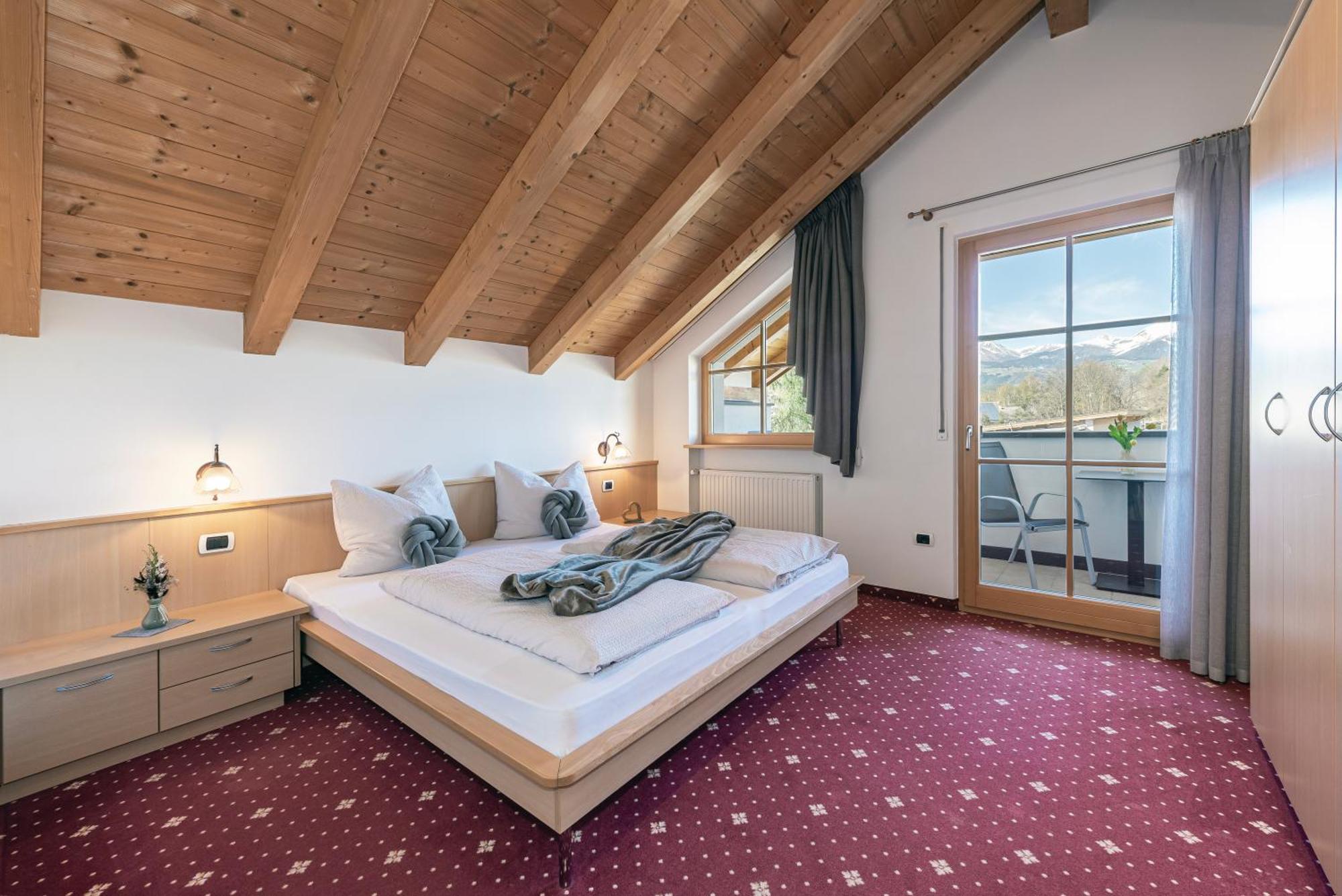 Trinnerhof- Hof Chalets Und Obsthof Mit Zimmer Natz-Schabs Buitenkant foto