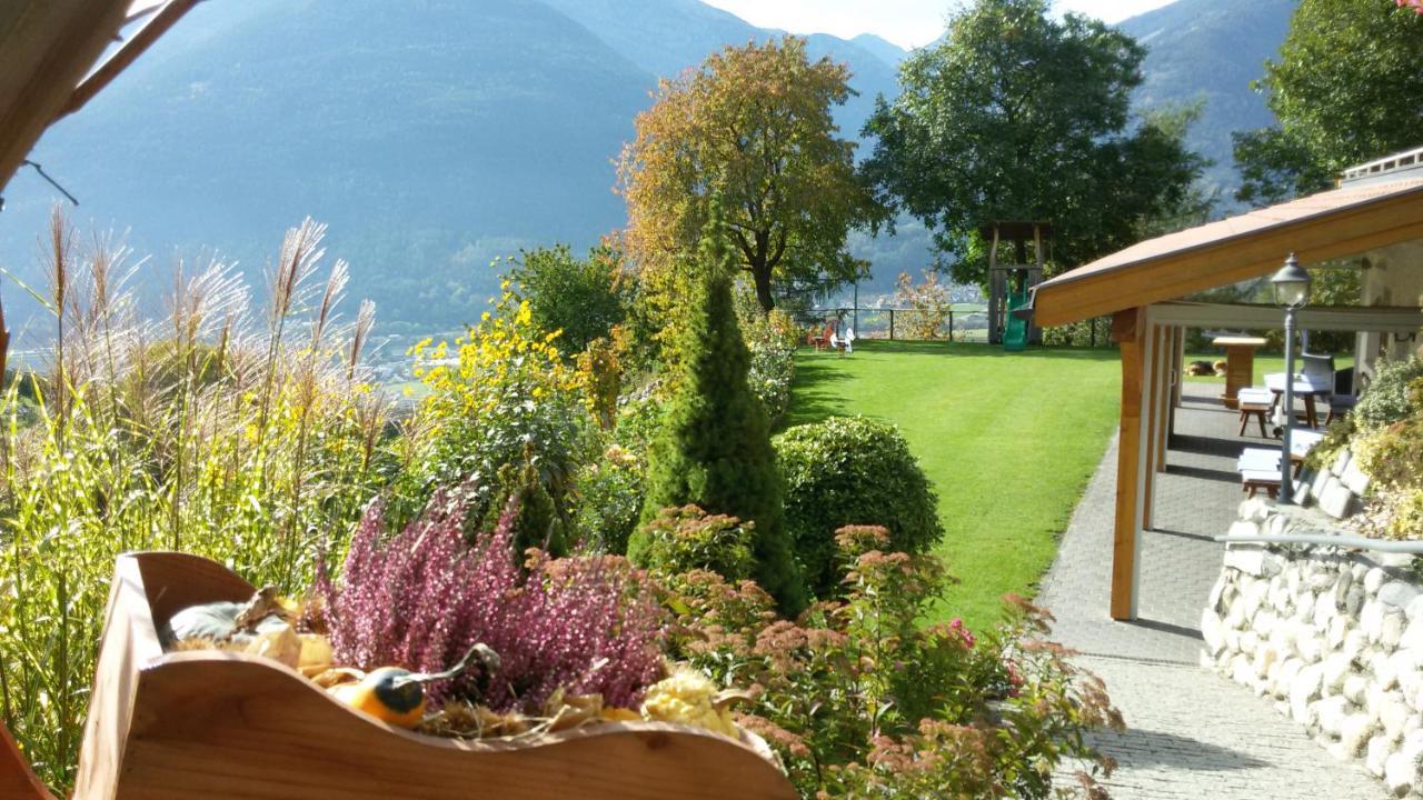 Trinnerhof- Hof Chalets Und Obsthof Mit Zimmer Natz-Schabs Buitenkant foto